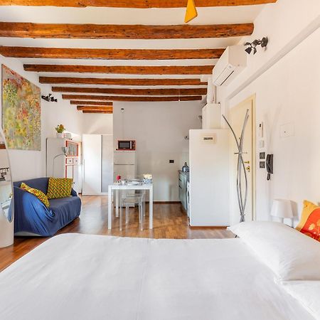 Monolocale Sui Tetti Di Bologna - Via Indipendenza Apartment Ngoại thất bức ảnh