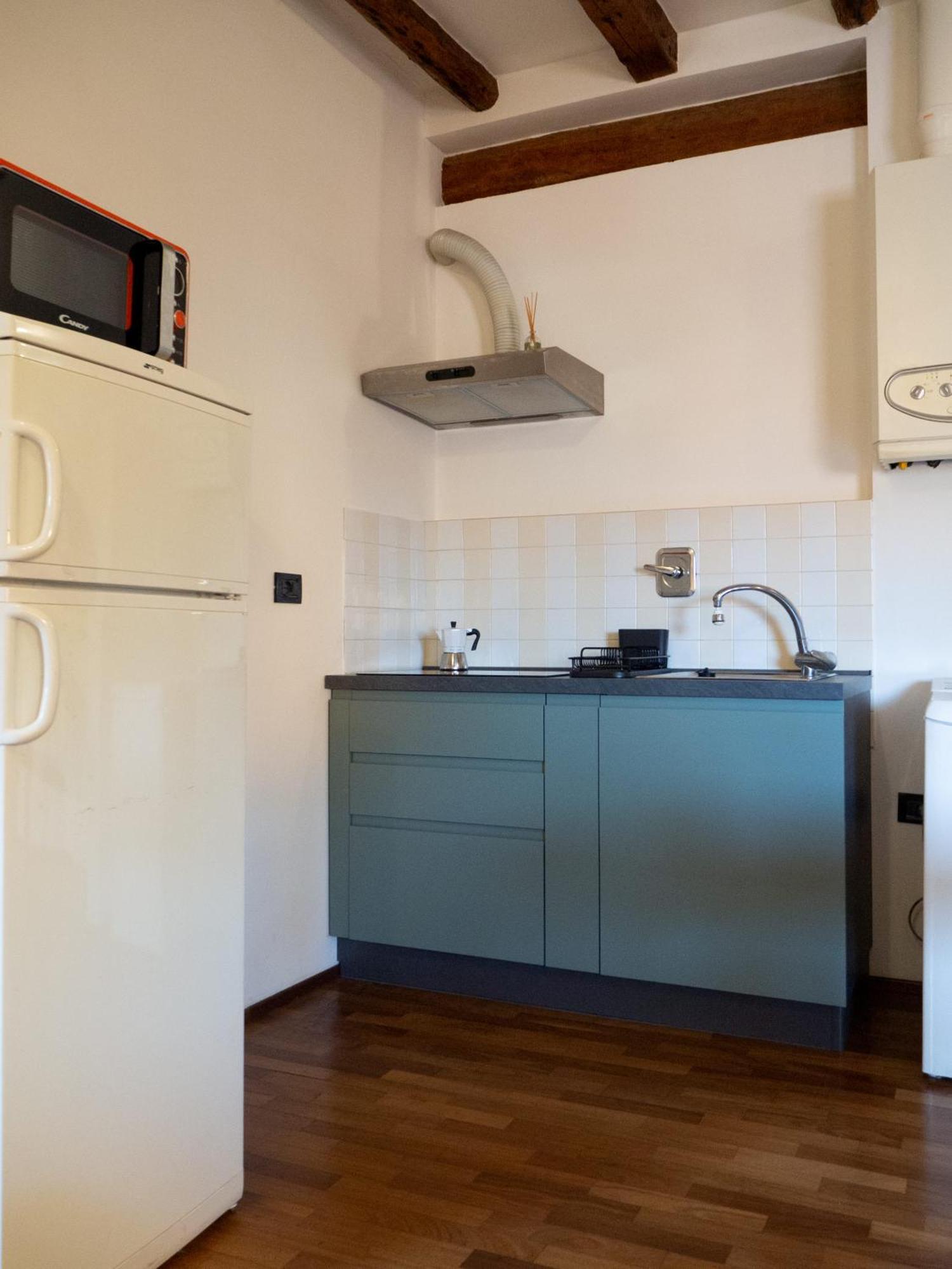 Monolocale Sui Tetti Di Bologna - Via Indipendenza Apartment Ngoại thất bức ảnh