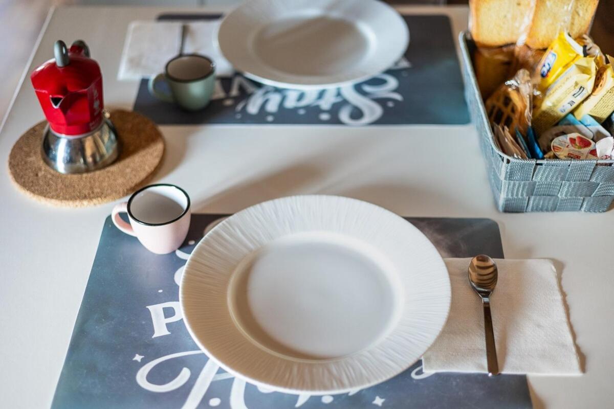 Monolocale Sui Tetti Di Bologna - Via Indipendenza Apartment Ngoại thất bức ảnh