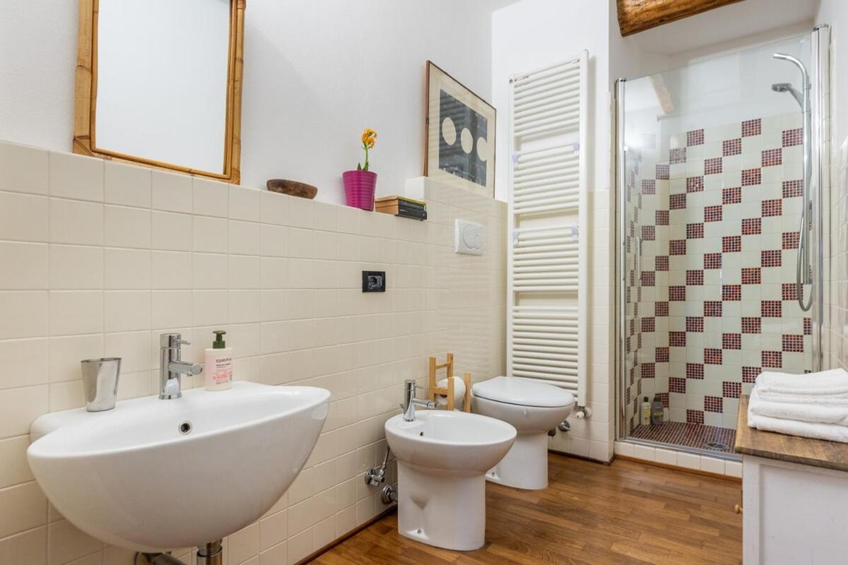 Monolocale Sui Tetti Di Bologna - Via Indipendenza Apartment Ngoại thất bức ảnh