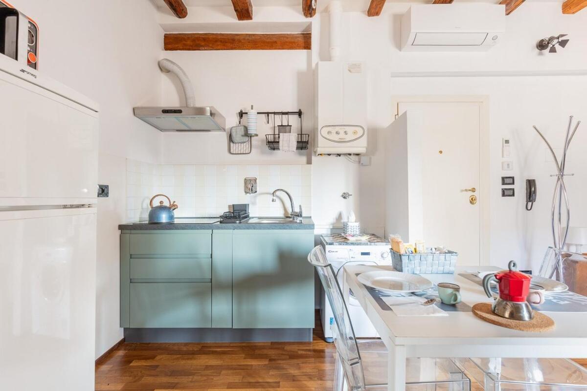 Monolocale Sui Tetti Di Bologna - Via Indipendenza Apartment Ngoại thất bức ảnh