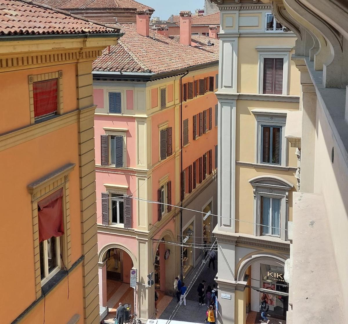 Monolocale Sui Tetti Di Bologna - Via Indipendenza Apartment Ngoại thất bức ảnh