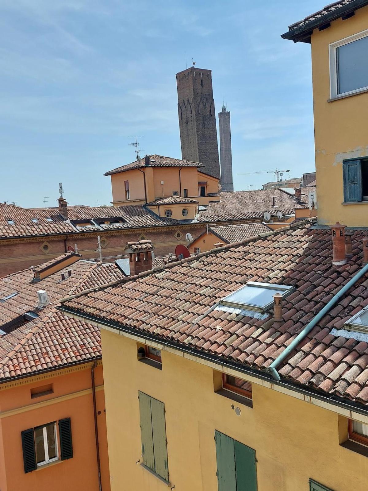 Monolocale Sui Tetti Di Bologna - Via Indipendenza Apartment Ngoại thất bức ảnh